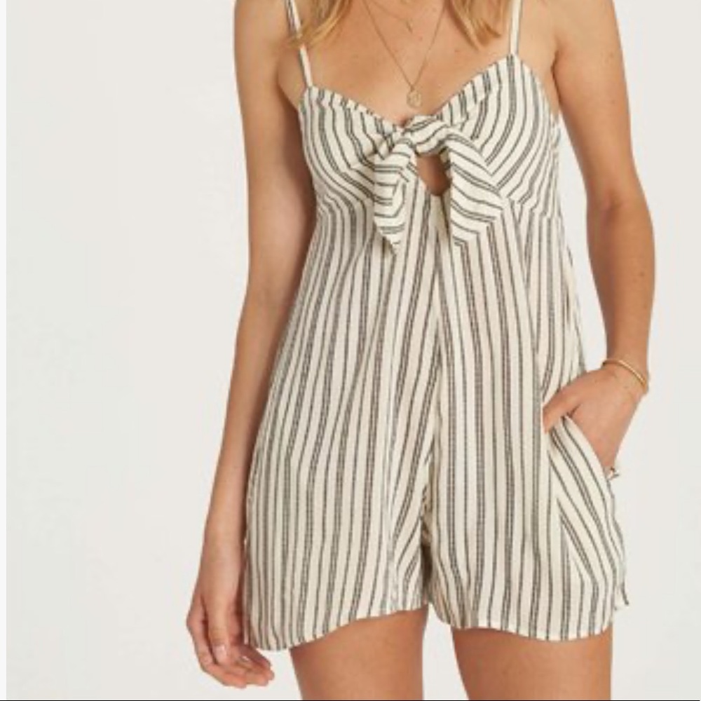 NWT Billabong Sweetheart Tie Romper